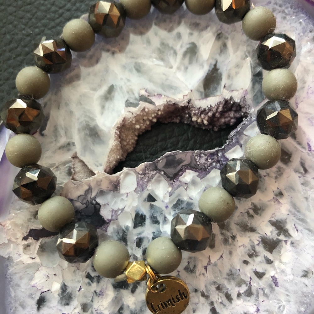 Stackable - Picture 2 of 2
